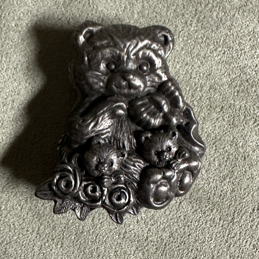 Vintage pewter Torino bear set earrings, necklace and pin.